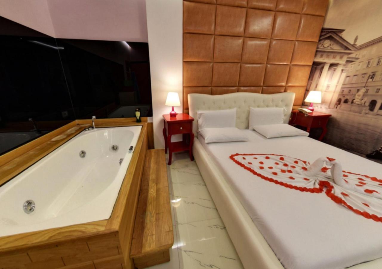 Vivi La Vita Hotel Tirana Exterior photo