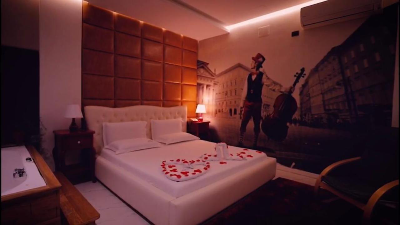 Vivi La Vita Hotel Tirana Exterior photo
